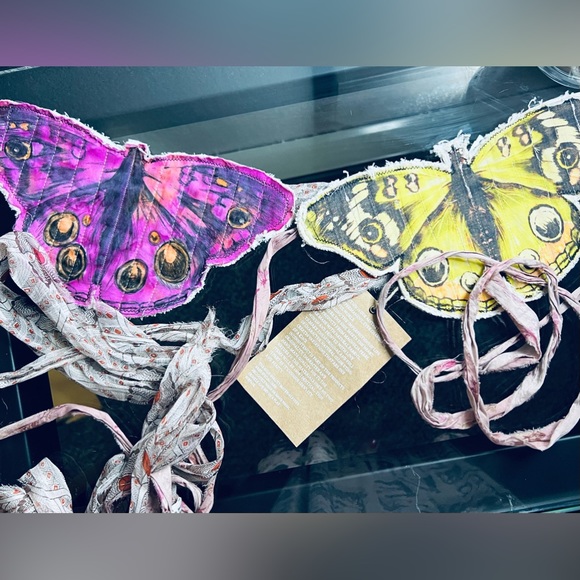 Magnolia Pearl Butterfly Jabot Belt NWT - Picture 2 of 6